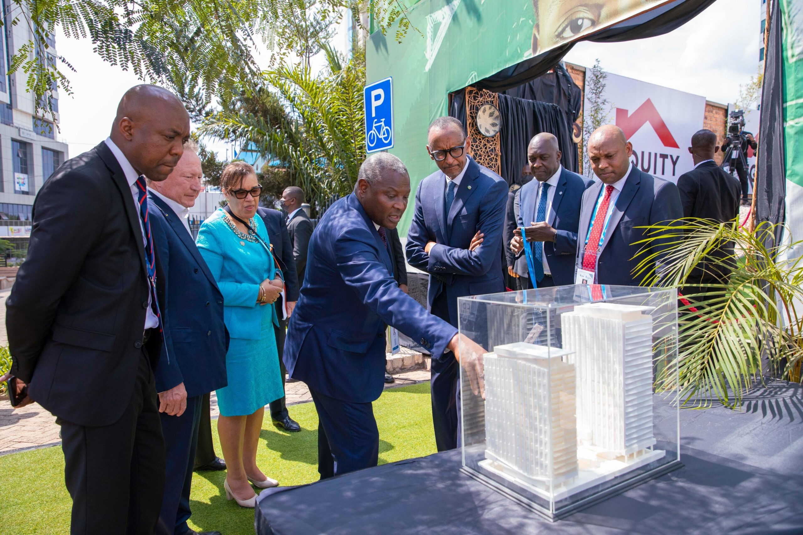 RWANDA PRESIDENT LAY FOUNDATION FOR CONSTRUCTION OF KIGALI FINANCIAL SQUARE TOWERS