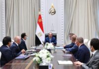 EGYPT PRESIDENT URGED GERMAN COMPANY TO OPERATE & MANAGE ELECTRIC TRAIN